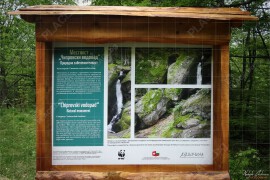 Информационната табела за местност „Чипровски водопад“ (DSC07605)
