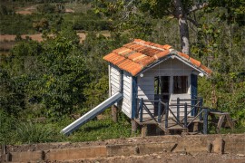 Кокошарник в био-ферма Finca Agroecológica El Paraiso, Куба (BCH_2306)