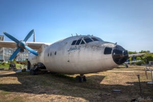Ан-12 в Авиомузей Бургас