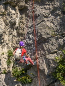 Тур Безинги - Ева "проектира" пасажа