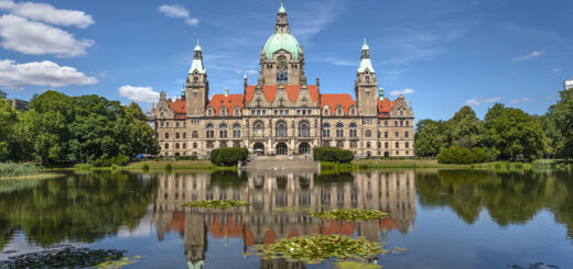 Червената нишка на Хановер - Новото кметство (Neue Rathaus)