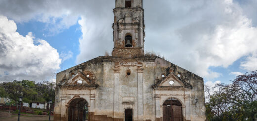 Изоставената църква Iglesia de Santa Ana, Тринидад