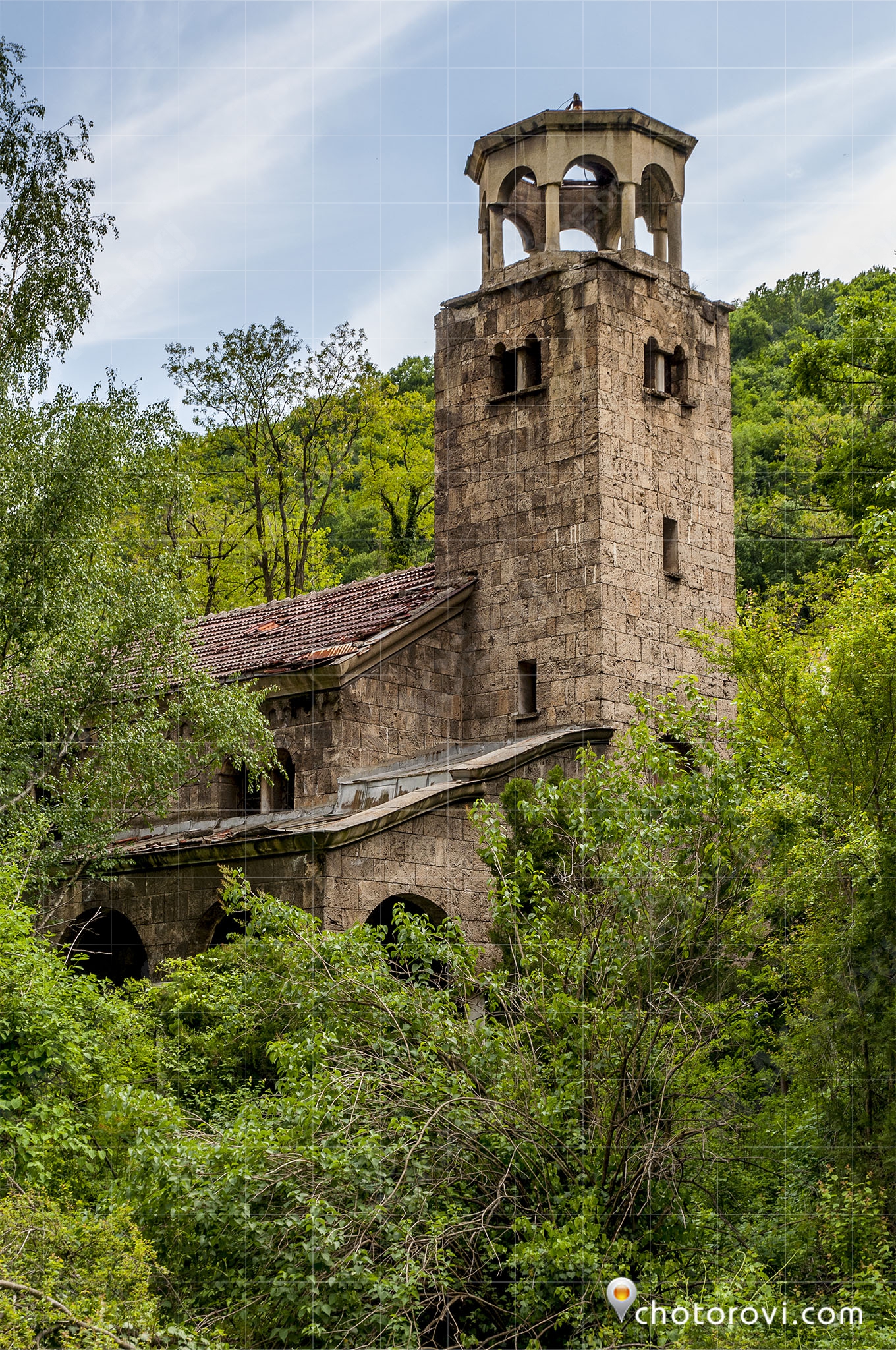 Черква “Св. Климент Охридски” в изоставената Духовна семинария (DSC1207)