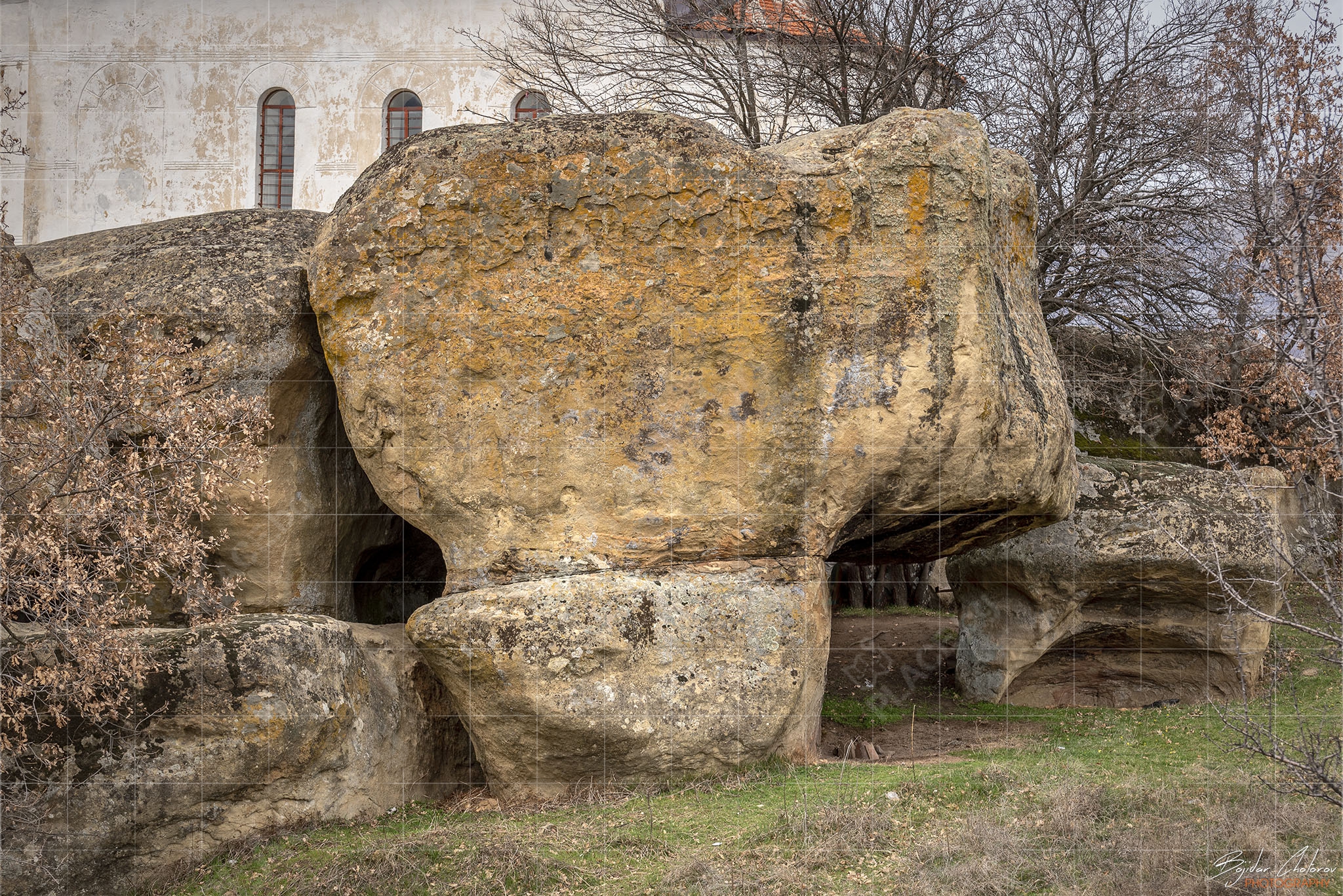 Църква Свети Георги и скално светилище “Провиралката” (DSC_0862)