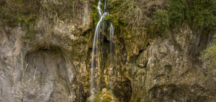 Смоличнаски водопад Света Ана